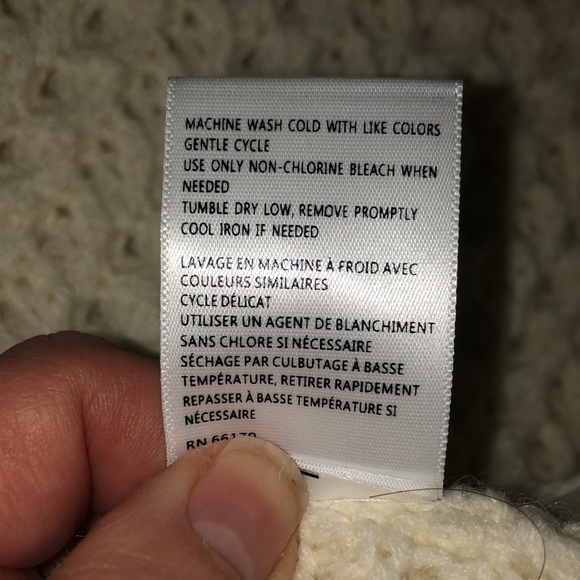 NWT Anthropologie Bell Sleeved Turtleneck Poncho One Size Cream - Picture 11 of 11